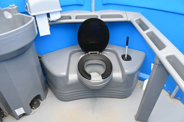 Best Portable restroom trailer rental  in Kealakekua, HI